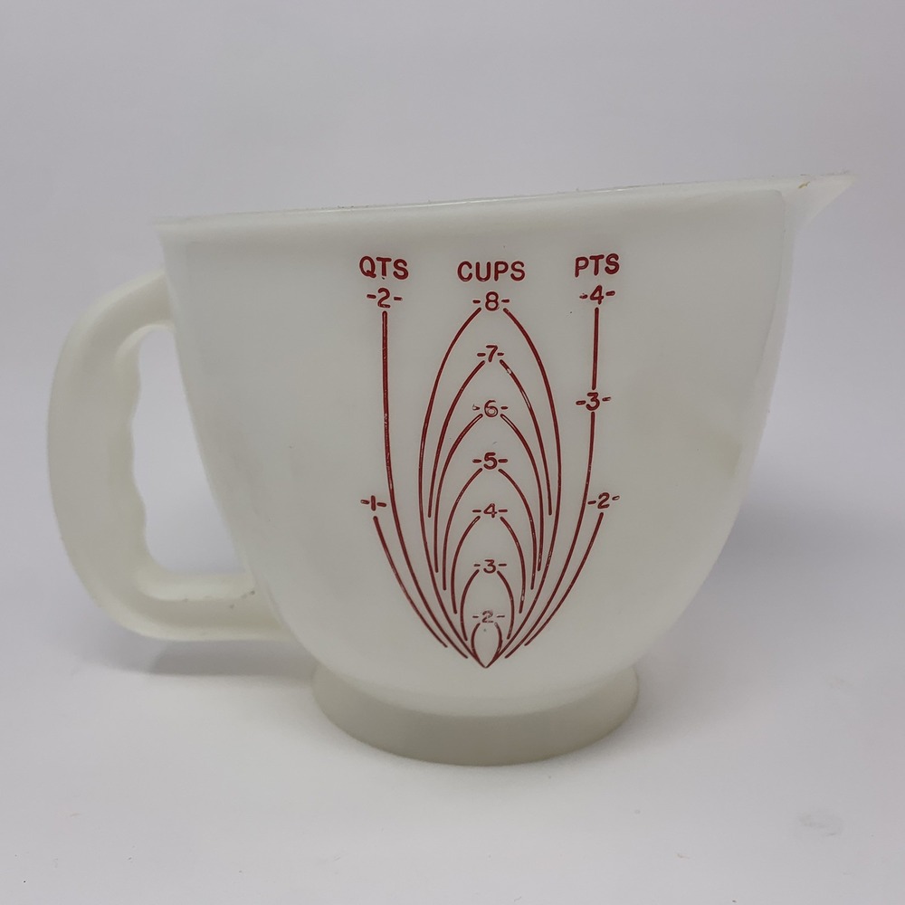 Vintage Tupperware Mix N Stor 8 Cup 2 Quart Measuring Cup Red Lettering Pouring